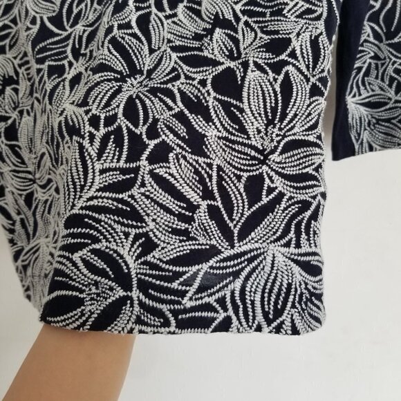 J. Crew Embroidered Wildflower Top Navy Blue Sz XS - Picture 8 of 13